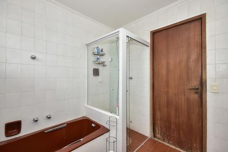 Casa de condomínio à venda com 280m², 4 quartos e 4 vagasBanheiro Suíte 1