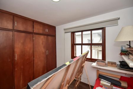 Casa de condomínio à venda com 280m², 4 quartos e 4 vagasQuarto 2