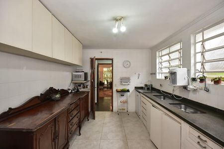 Casa de condomínio à venda com 280m², 4 quartos e 4 vagasCozinha