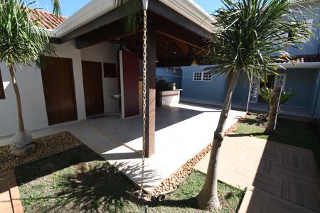 Casa à venda com 270m², 3 quartos e 3 vagasÁrea Externa