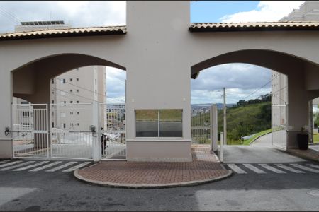 Apartamento à venda com 60m², 2 quartos e 1 vagaFachada e portaria