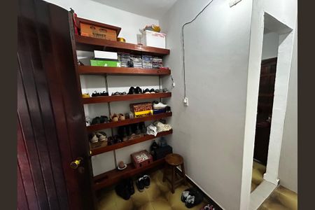 Casa à venda com 500m², 6 quartos e 3 vagas Casa à venda com 500m², 6 quartos e 3 vagasDispensa