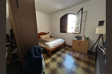 Casa à venda com 500m², 6 quartos e 3 vagas Casa à venda com 500m², 6 quartos e 3 vagasQuarto 3