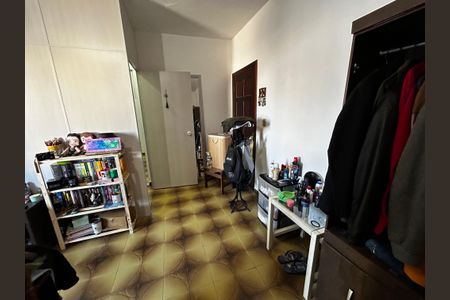 Casa à venda com 500m², 6 quartos e 3 vagas Casa à venda com 500m², 6 quartos e 3 vagasQuarto 3
