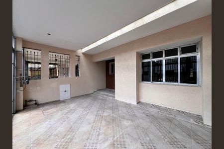 Casa para alugar com 200m², 3 quartos e 2 vagas Casa para alugar com 200m², 3 quartos e 2 vagasGaragem