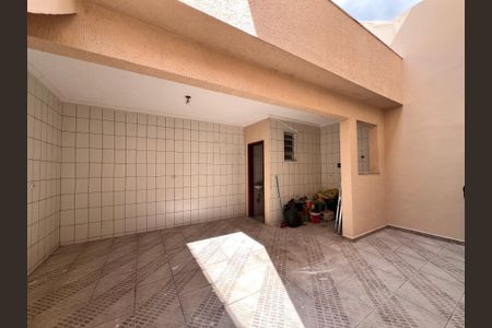 Casa para alugar com 200m², 3 quartos e 2 vagas Casa para alugar com 200m², 3 quartos e 2 vagasÁrea de Serviço