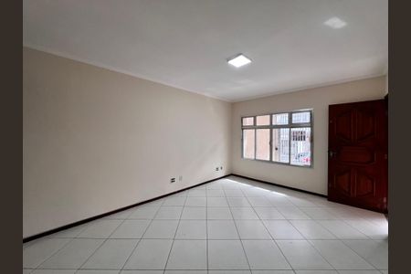 Casa para alugar com 200m², 3 quartos e 2 vagas Casa para alugar com 200m², 3 quartos e 2 vagasSala