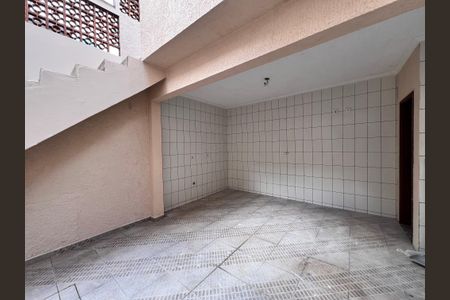 Casa para alugar com 200m², 3 quartos e 2 vagas Casa para alugar com 200m², 3 quartos e 2 vagasÁrea de Serviço