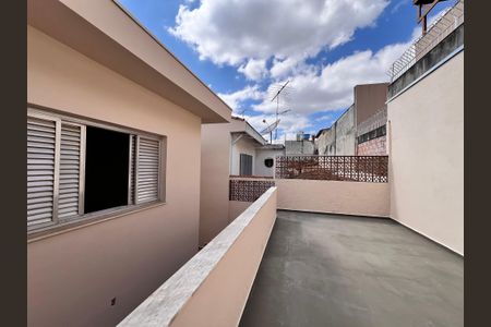 Casa para alugar com 200m², 3 quartos e 2 vagas Casa para alugar com 200m², 3 quartos e 2 vagasÁrea externa