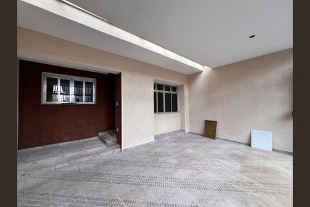 Casa para alugar com 200m², 3 quartos e 2 vagas Casa para alugar com 200m², 3 quartos e 2 vagasGaragem