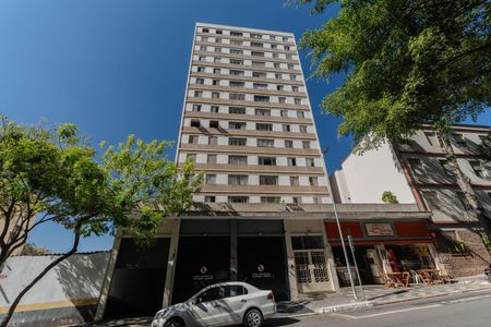 Apartamento à venda com 94m², 2 quartos e 1 vaga Apartamento à venda com 94m², 2 quartos e 1 vagaFachada