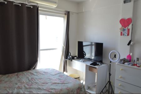 Casa de condomínio à venda com 110m², 3 quartos e 1 vagaSuíte