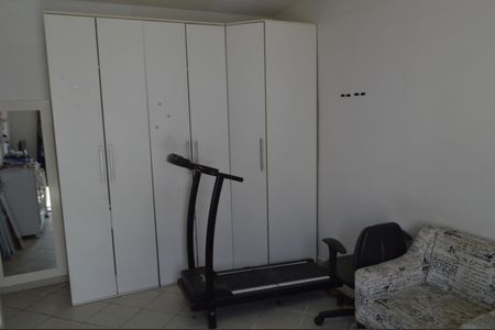 Casa de condomínio à venda com 110m², 3 quartos e 1 vagaSuíte