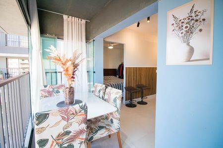 Apartamento à venda com 41m², 2 quartos e sem vaga Apartamento à venda com 41m², 2 quartos e sem vagaVaranda