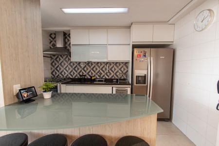 Apartamento à venda com 89m², 2 quartos e 2 vagas Apartamento à venda com 89m², 2 quartos e 2 vagasCozinha