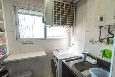 Apartamento à venda com 89m², 2 quartos e 2 vagas Apartamento à venda com 89m², 2 quartos e 2 vagasÁrea de serviço