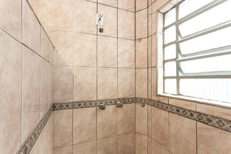 Casa para alugar com 80m², 2 quartos e sem vaga Casa para alugar com 80m², 2 quartos e sem vagaBanheiro