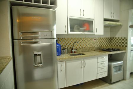 Apartamento à venda com 62m², 2 quartos e 2 vagasCozinha