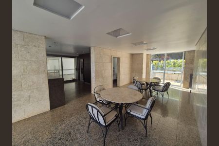 Apartamento à venda com 200m², 4 quartos e 3 vagas Apartamento à venda com 200m², 4 quartos e 3 vagasÁrea comum