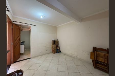 Casa à venda com 154m², 4 quartos e 2 vagas Casa à venda com 154m², 4 quartos e 2 vagasSala da edícula