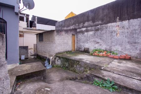 Casa para alugar com 373m², 2 quartos e sem vaga Casa para alugar com 373m², 2 quartos e sem vagaQuintal