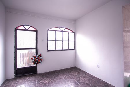 Casa para alugar com 373m², 2 quartos e sem vaga Casa para alugar com 373m², 2 quartos e sem vagaSala