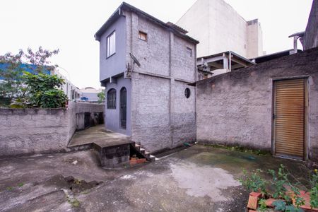 Casa para alugar com 373m², 2 quartos e sem vaga Casa para alugar com 373m², 2 quartos e sem vagaQuintal