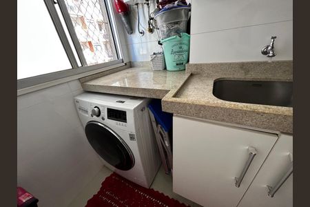 Apartamento à venda com 50m², 2 quartos e 1 vaga Apartamento à venda com 50m², 2 quartos e 1 vagaÁrea de Serviço