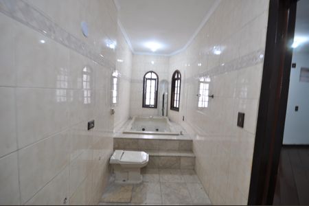 Casa à venda com 129m², 3 quartos e 1 vagaBanheiro da Suíte