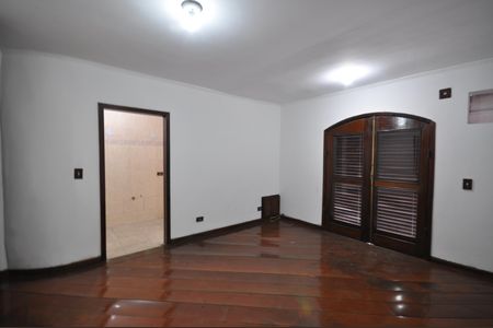 Casa à venda com 129m², 3 quartos e 1 vagaSuíte