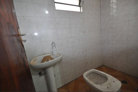 Casa à venda com 129m², 3 quartos e 1 vagaBanheiro de serviço