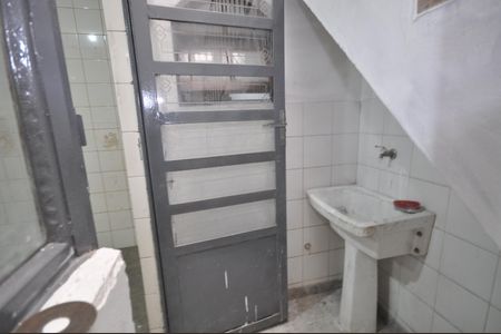 Casa à venda com 129m², 3 quartos e 1 vagaÁrea de Serviço