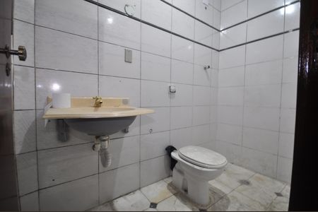 Casa à venda com 129m², 3 quartos e 1 vagaBanheiro Social