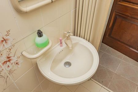 Casa à venda com 117m², 2 quartos e 1 vagaLavabo