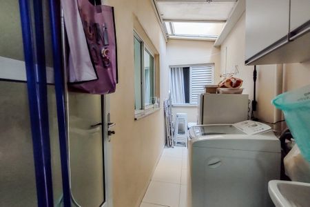 Apartamento à venda com 47m², 2 quartos e 1 vaga Apartamento à venda com 47m², 2 quartos e 1 vagaÁrea de Serviço