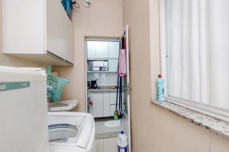 Apartamento à venda com 47m², 2 quartos e 1 vaga Apartamento à venda com 47m², 2 quartos e 1 vagaÁrea de Serviço