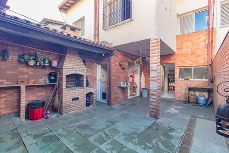 Casa à venda com 120m², 3 quartos e 2 vagas Casa à venda com 120m², 3 quartos e 2 vagasÁrea Externa