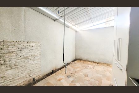 Casa de condomínio à venda com 80m², 3 quartos e 2 vagas Casa de condomínio à venda com 80m², 3 quartos e 2 vagasLavanderia