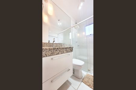 Casa de condomínio à venda com 80m², 3 quartos e 2 vagas Casa de condomínio à venda com 80m², 3 quartos e 2 vagasBanheiro Suite