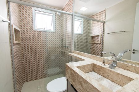 Apartamento à venda com 55m², 2 quartos e 1 vaga Apartamento à venda com 55m², 2 quartos e 1 vagaBanheiro da suíte