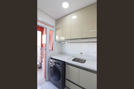 Apartamento à venda com 78m², 2 quartos e 2 vagasCozinha e Área de Serviço