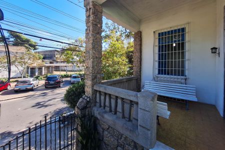 Casa à venda com 168m², 3 quartos e sem vaga Casa à venda com 168m², 3 quartos e sem vagaQuintal