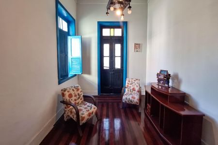 Casa à venda com 168m², 3 quartos e sem vaga Casa à venda com 168m², 3 quartos e sem vagaSala 1