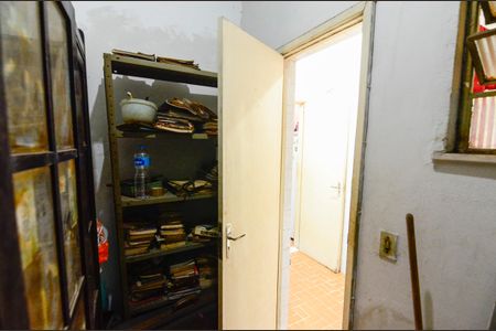 Apartamento à venda com 66m², 2 quartos e 1 vaga Apartamento à venda com 66m², 2 quartos e 1 vagaQuarto de Serviço