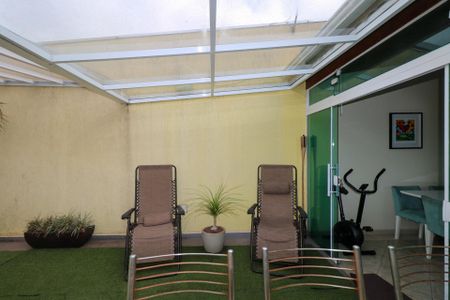 Apartamento à venda com 166m², 3 quartos e 2 vagas Apartamento à venda com 166m², 3 quartos e 2 vagasCobertura e Área Gourmet