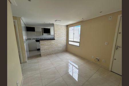 Sala de apartamento para alugar com 2 quartos, 45m² em Jardim Ansalca, Guarulhos