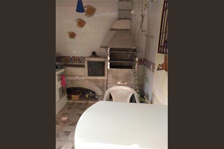 Casa à venda com 130m², 3 quartos e 4 vagas