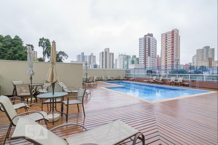Apartamento à venda com 107m², 2 quartos e 3 vagas Apartamento à venda com 107m², 2 quartos e 3 vagasÁrea comum - Piscina