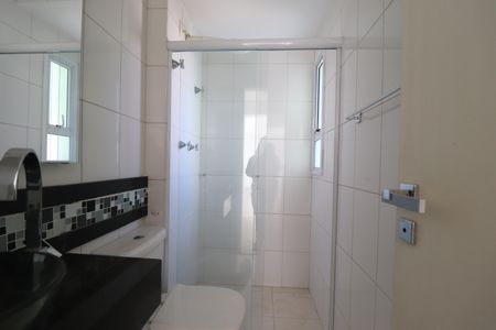 Apartamento à venda com 107m², 2 quartos e 3 vagasBanheiro 2