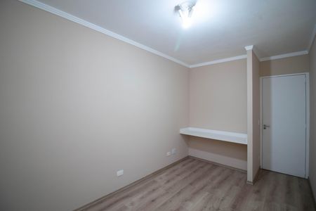 Apartamento à venda com 75m², 2 quartos e 2 vagasQuarto 